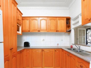 View profile: Easy Stroll to Station & Shopping Centre