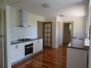 View profile: 4 Bedrooms! 2 Toilets! Gas Cooking!