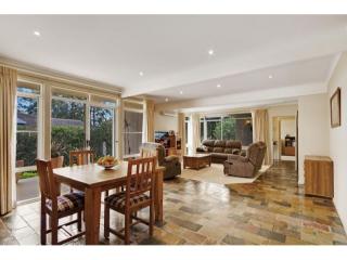 View profile: Gorgeous Home! Four Bedrooms!