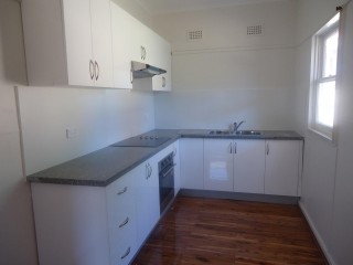 View profile: Fully Renovated! Walk to Station & Shops!