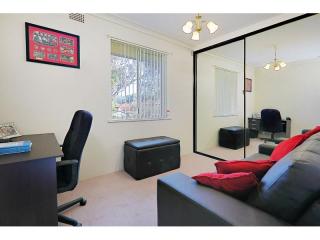 View profile: Outstanding Location! Minutes Walk to Station & Shopping Centre!