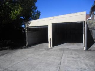 View profile: Right Near Station! No Car Necessary! 