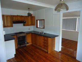 View profile: 3 Bedroom house in quiet location